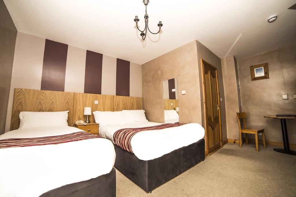The Frontier Hotel Bridgend Quarto foto